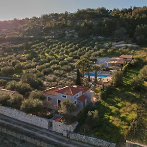 The Olive Grove With Swimming Pool And Breakfast , Archanes Griechenland